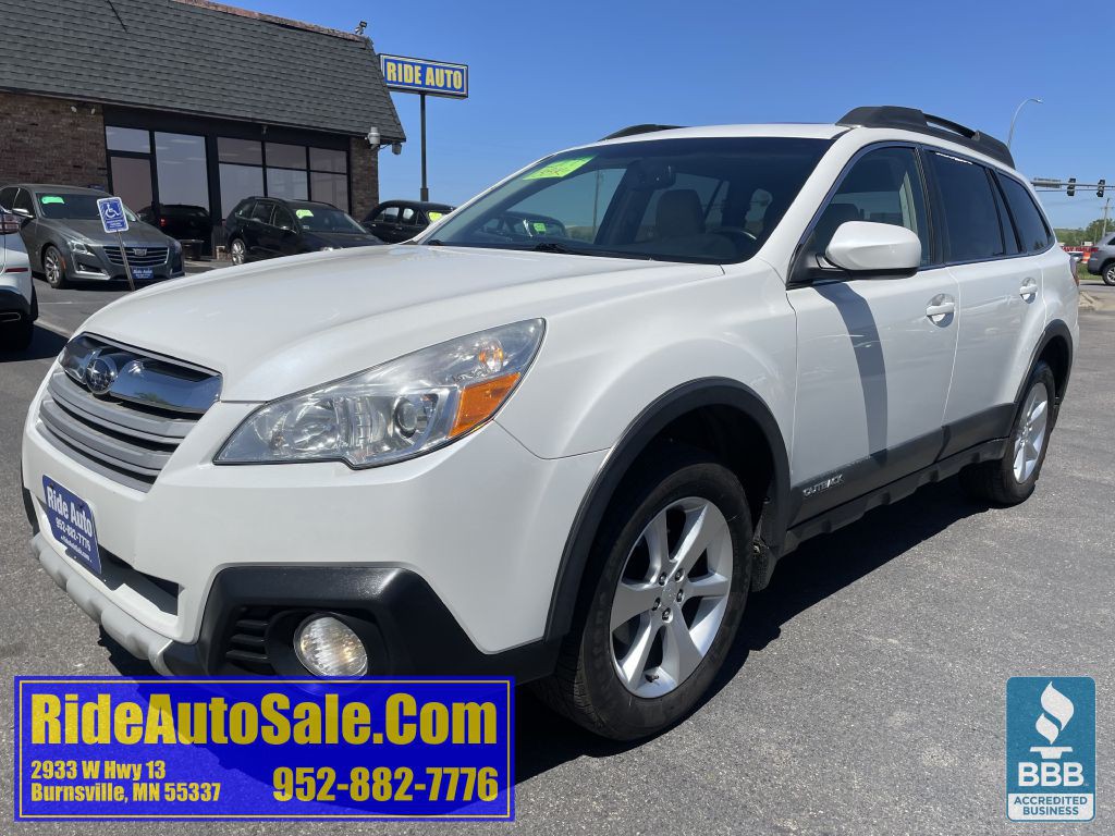 2014 Subaru Outback Image 1