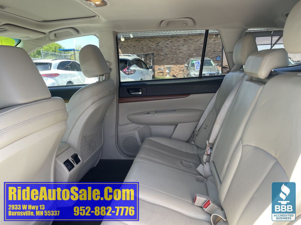 2014 Subaru Outback Image 12