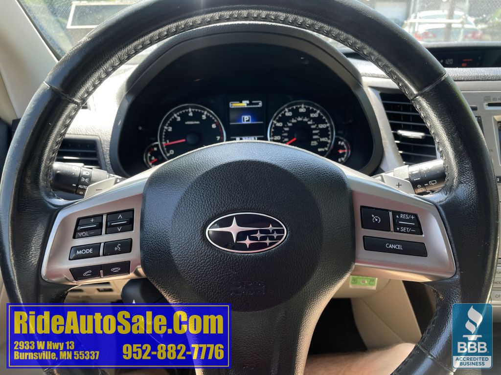 2014 Subaru Outback Image 18
