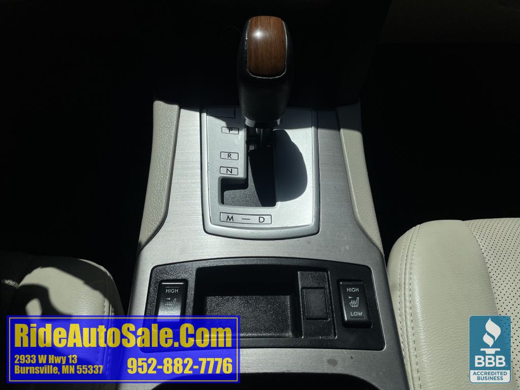 2014 Subaru Outback Image 19