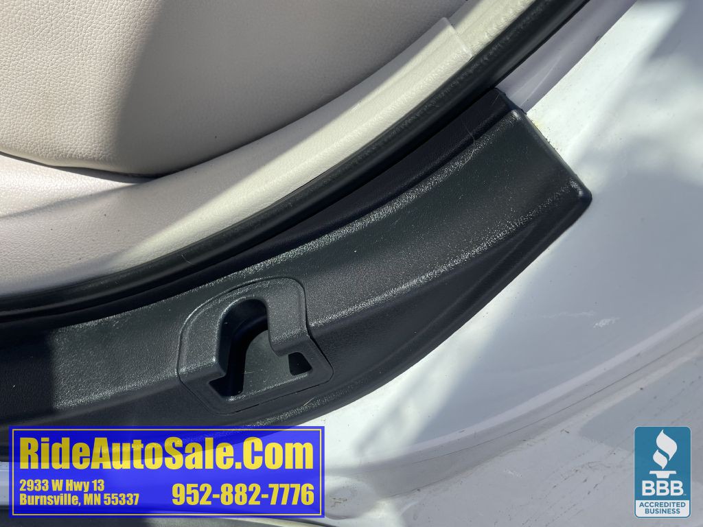 2014 Subaru Outback Image 30