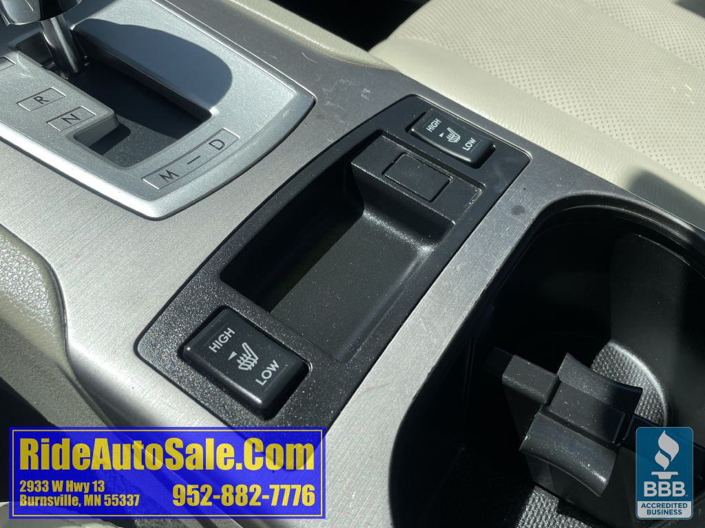 2014 Subaru Outback Image 35