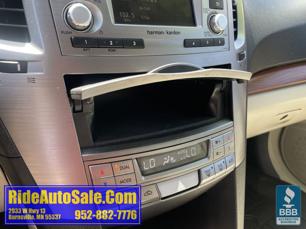 2014 Subaru Outback Image 37