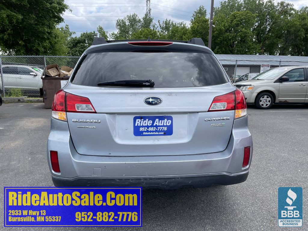 2013 Subaru Outback Image 6