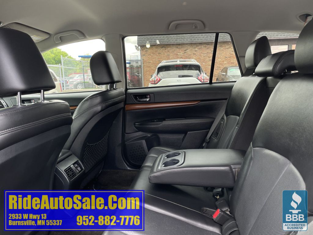 2013 Subaru Outback Image 12