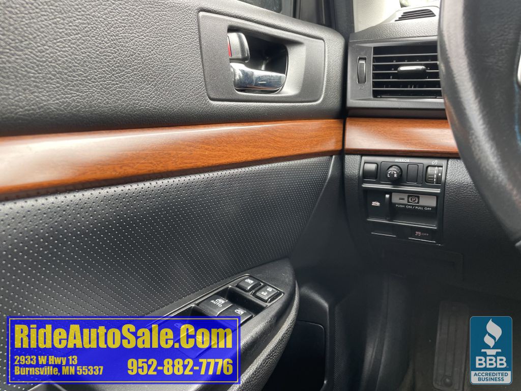 2013 Subaru Outback Image 32