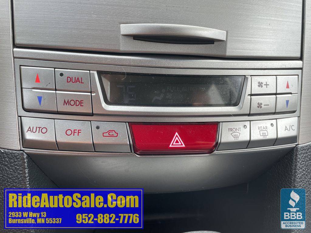 2013 Subaru Outback Image 36