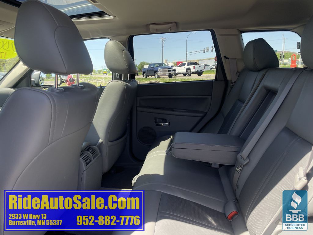 2007 Jeep Grand Cherokee Image 12