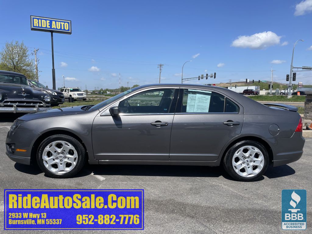 2011 Ford Fusion Image 8