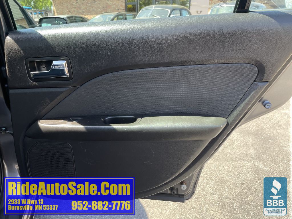 2011 Ford Fusion Image 15