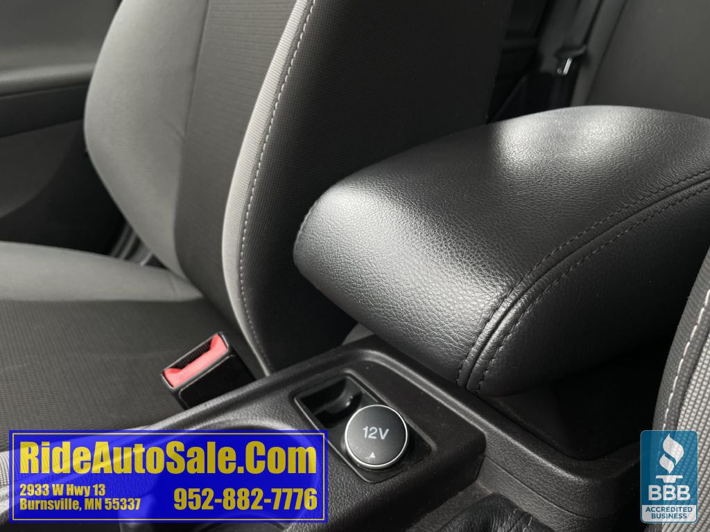 2014 Ford Focus Image 34