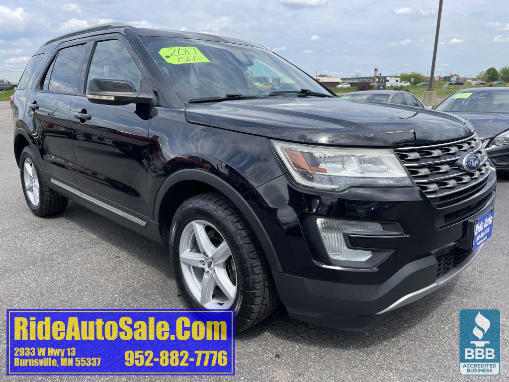 2017 Ford Explorer Image 3