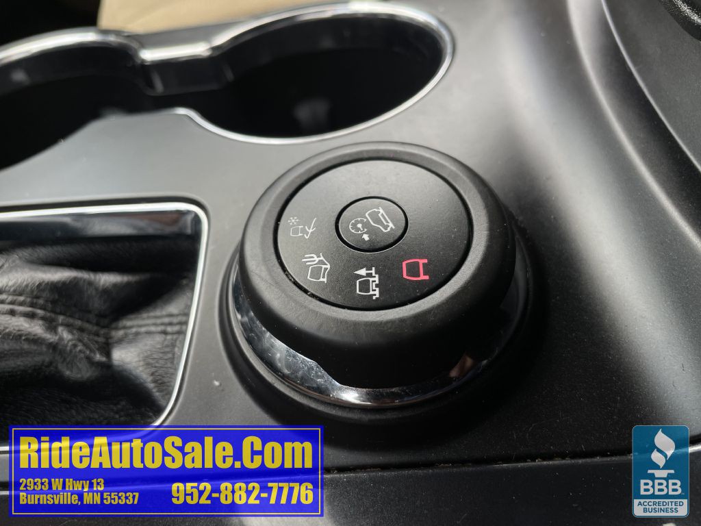 2017 Ford Explorer Image 40