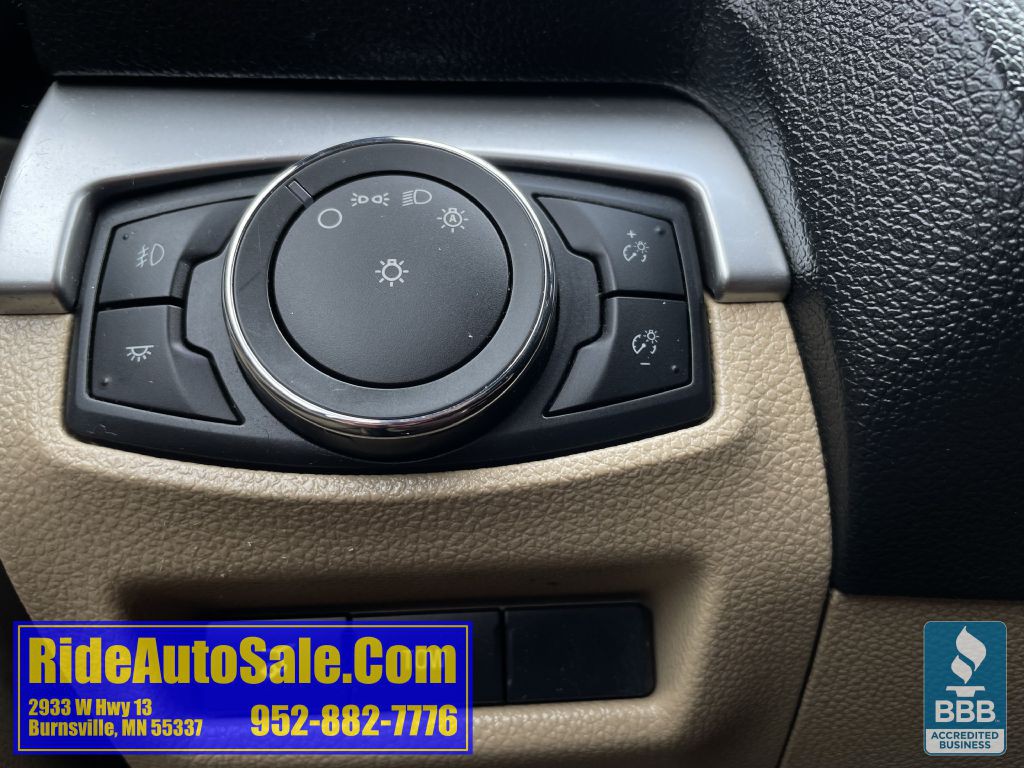 2017 Ford Explorer Image 41