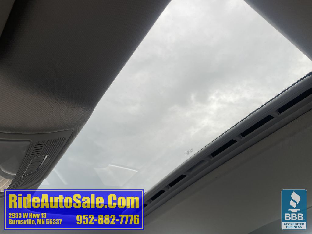 2016 Audi A4 Image 36