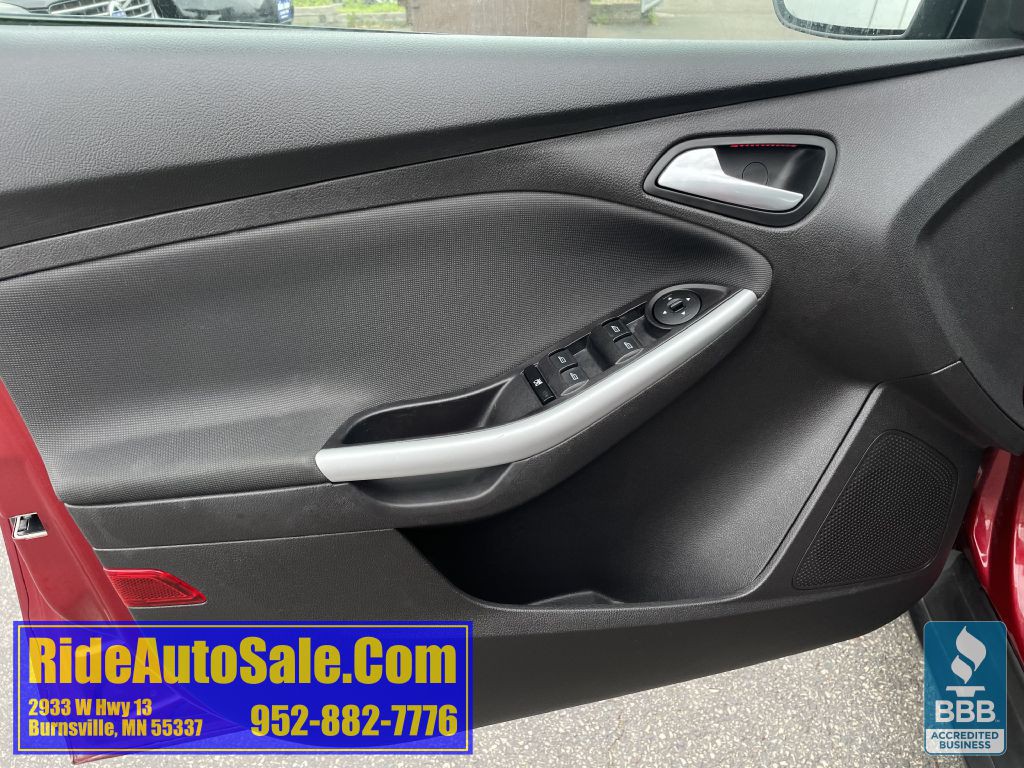 2014 Ford Focus Image 9