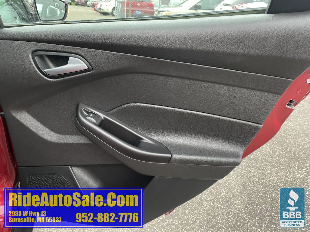 2014 Ford Focus Image 15