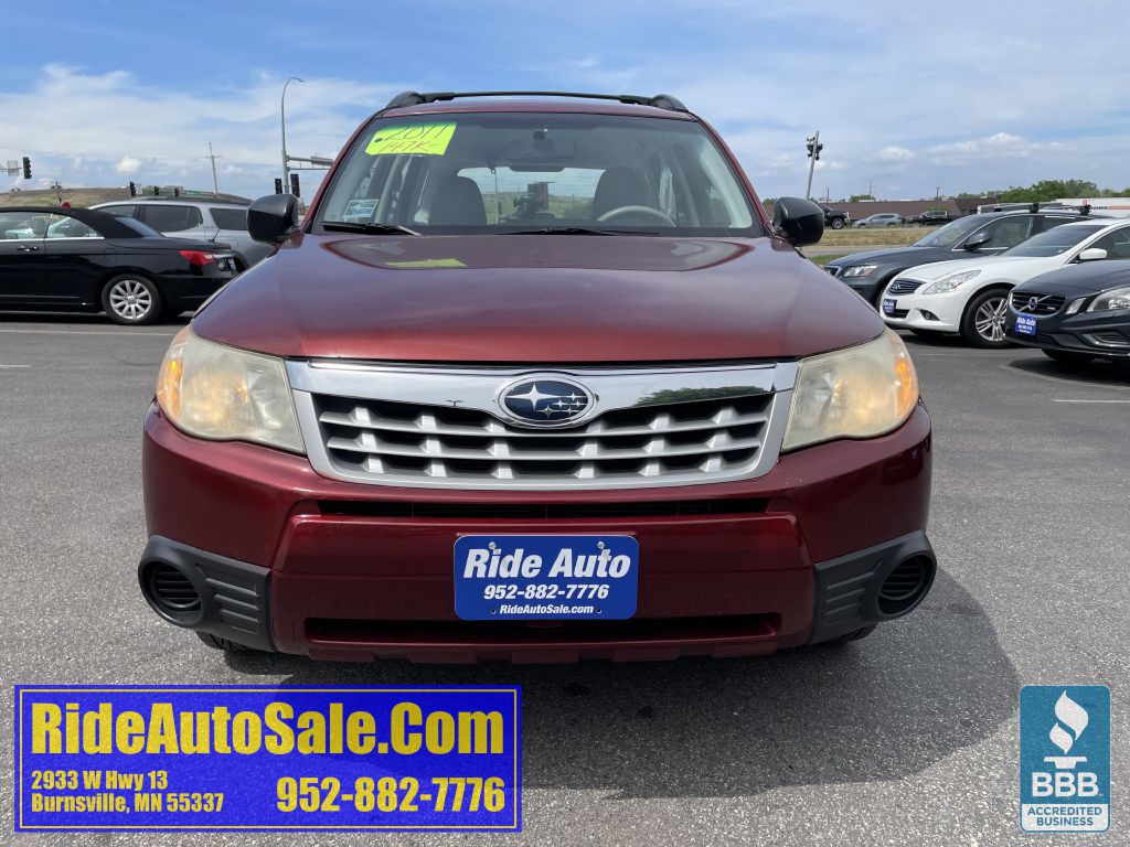 2011 Subaru Forester Image 2