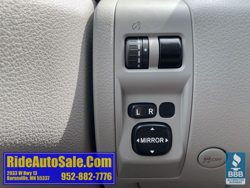 2011 Subaru Forester Image 33