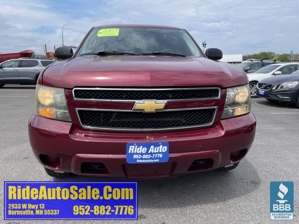 2007 Chevrolet Tahoe Image 2
