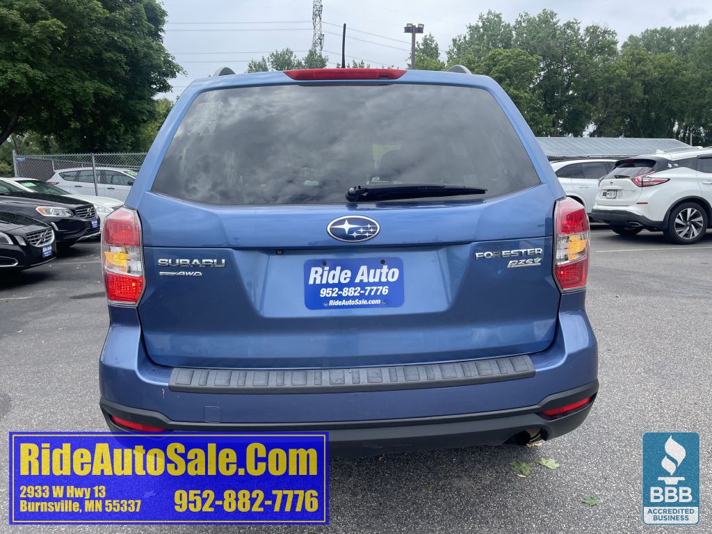 2015 Subaru Forester Image 6