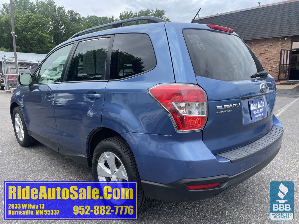 2015 Subaru Forester Image 7