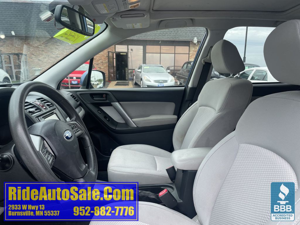 2015 Subaru Forester Image 10