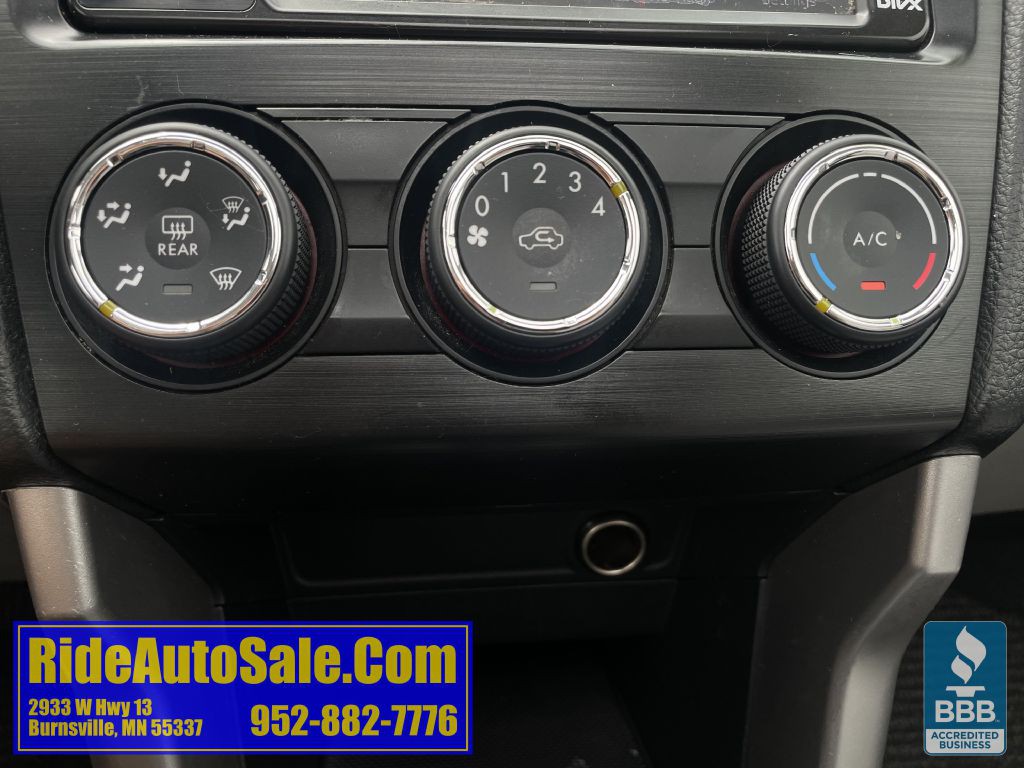 2015 Subaru Forester Image 36