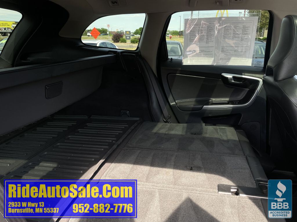 2016 Volvo XC60 Image 31