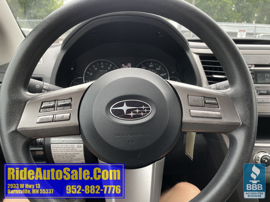 2011 Subaru Outback Image 18