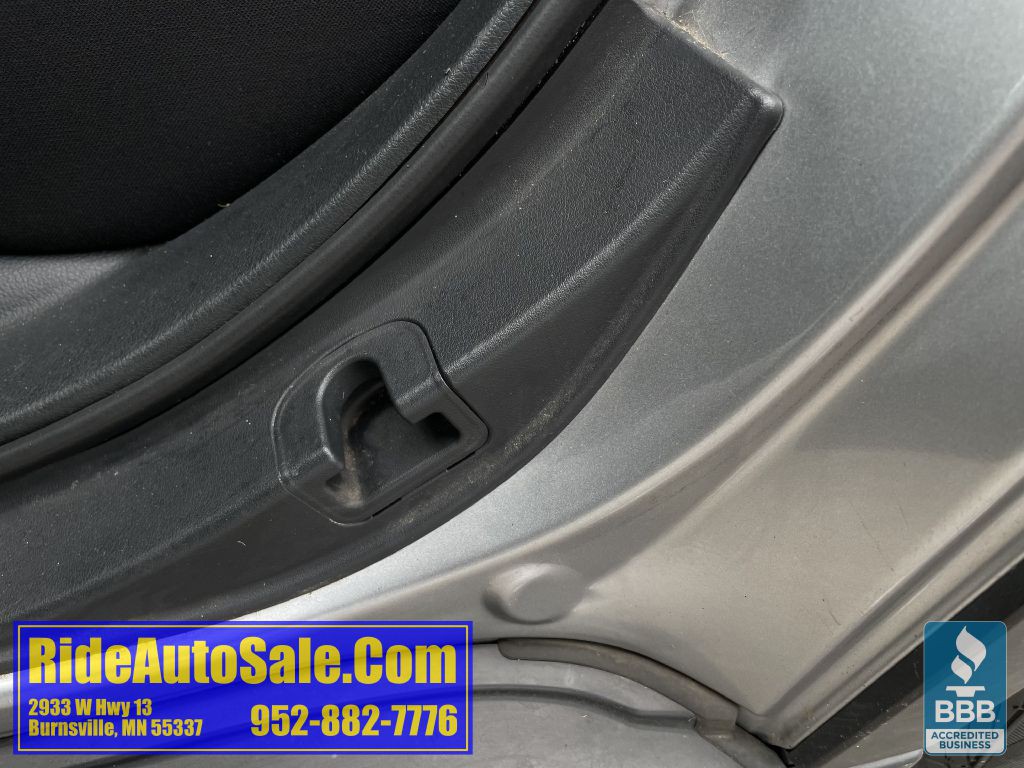 2011 Subaru Outback Image 28