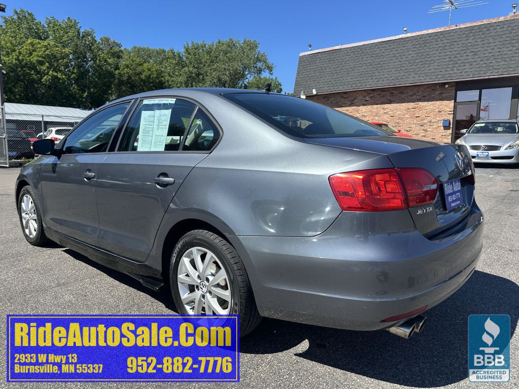 2011 Volkswagen Jetta Image 7