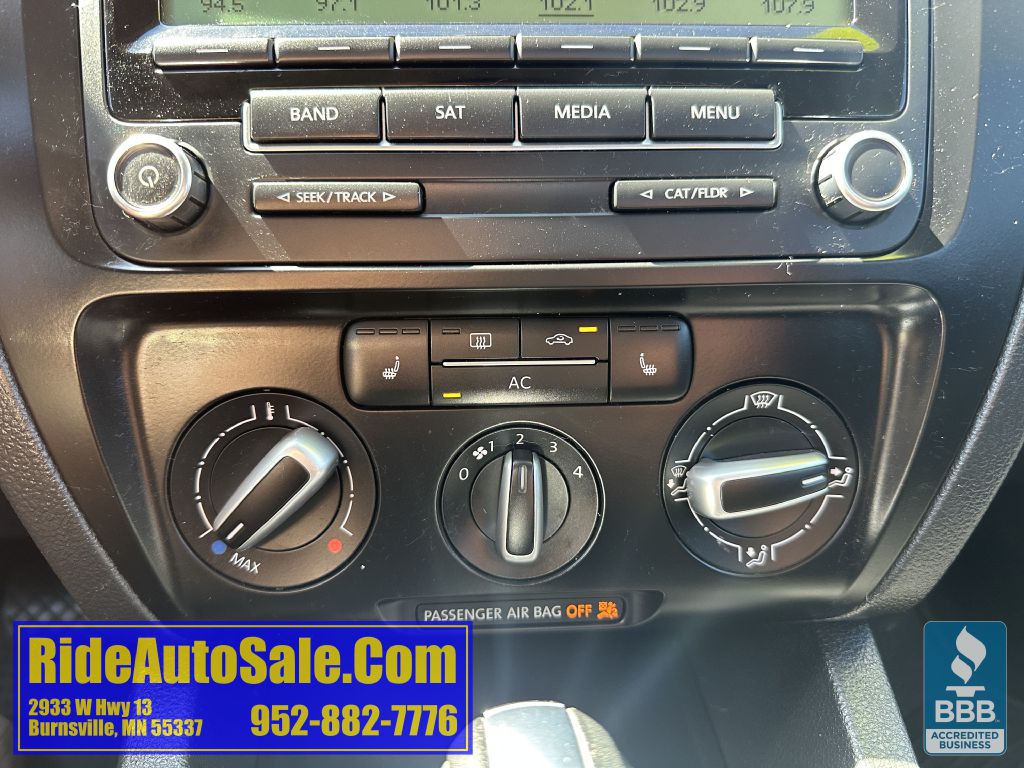 2011 Volkswagen Jetta Image 36