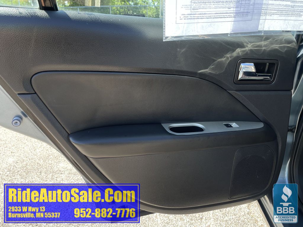 2012 Ford Fusion Image 11