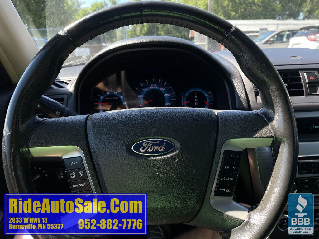 2012 Ford Fusion Image 18