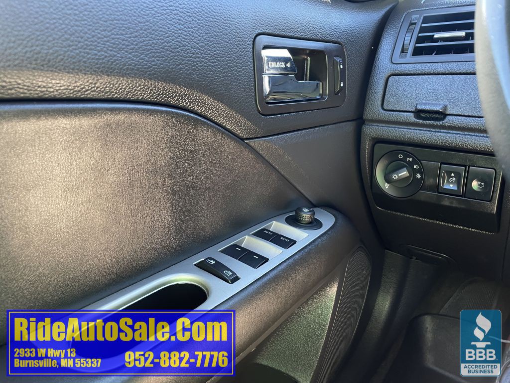 2012 Ford Fusion Image 32