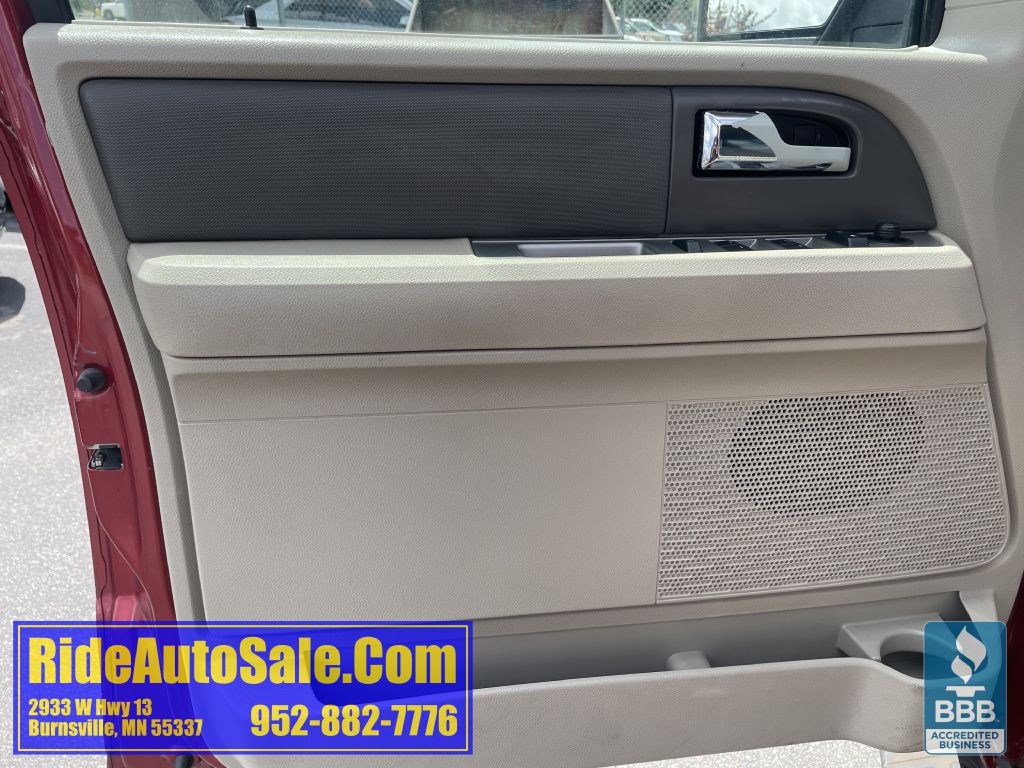 2007 Ford Expedition Image 9