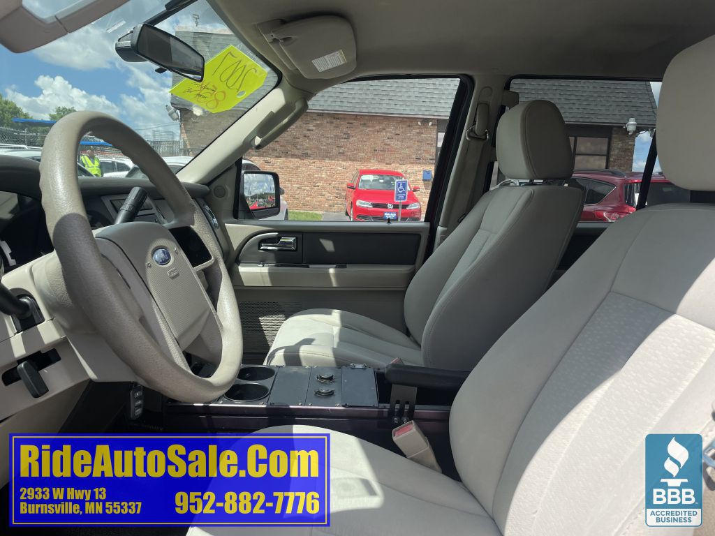 2007 Ford Expedition Image 10