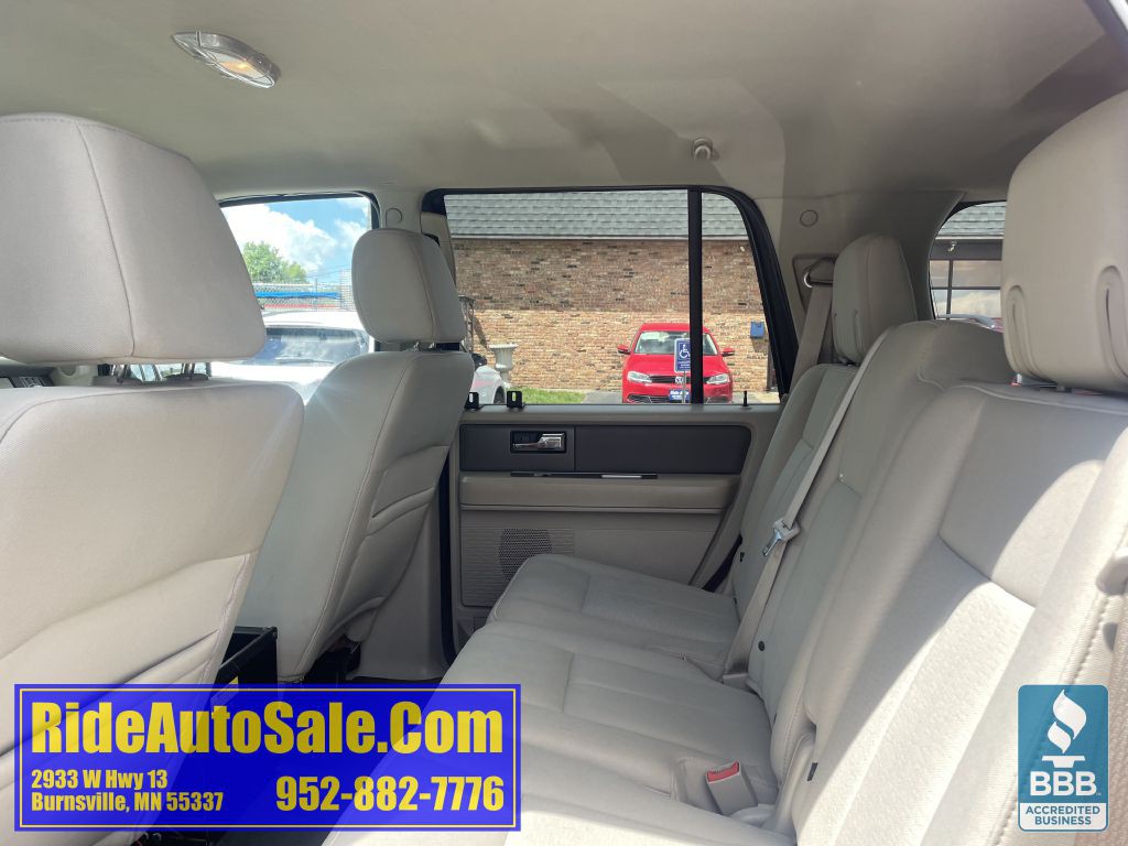 2007 Ford Expedition Image 12