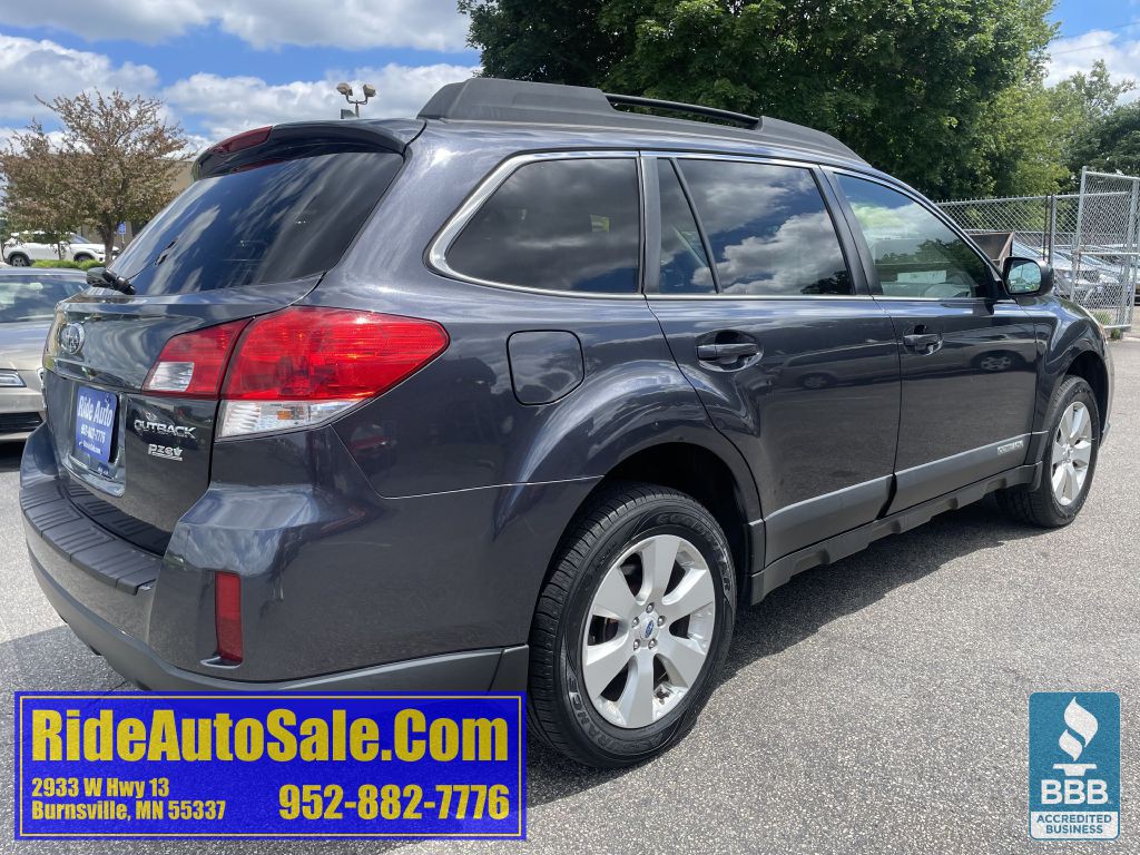 2012 Subaru Outback Image 5