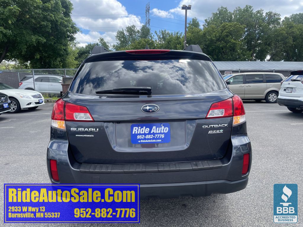 2012 Subaru Outback Image 6