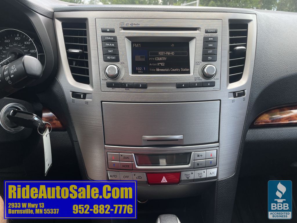2012 Subaru Outback Image 21