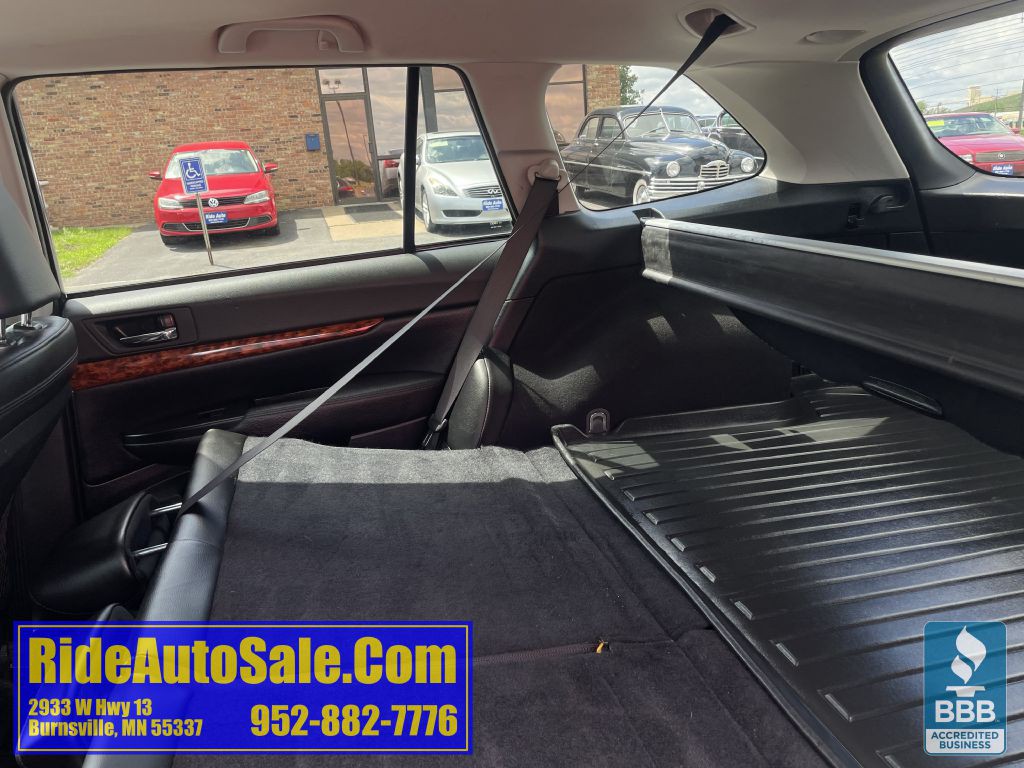 2012 Subaru Outback Image 32