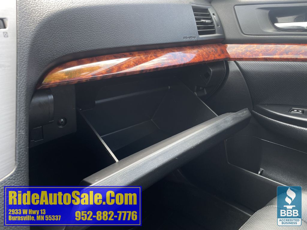 2012 Subaru Outback Image 39