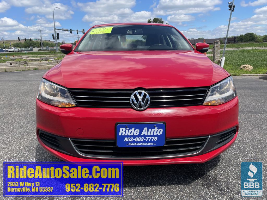2014 Volkswagen Jetta Image 2