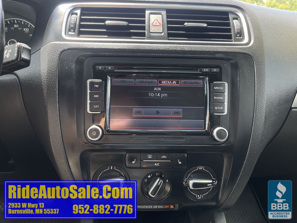 2014 Volkswagen Jetta Image 20