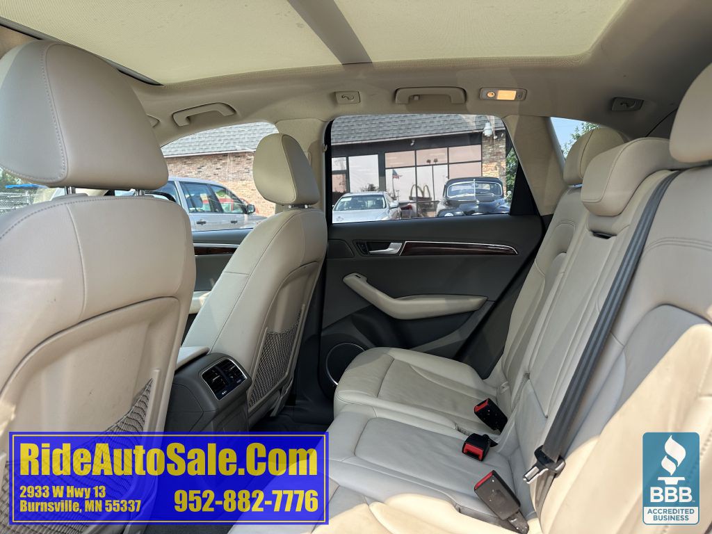 2011 Audi Q5 Image 12