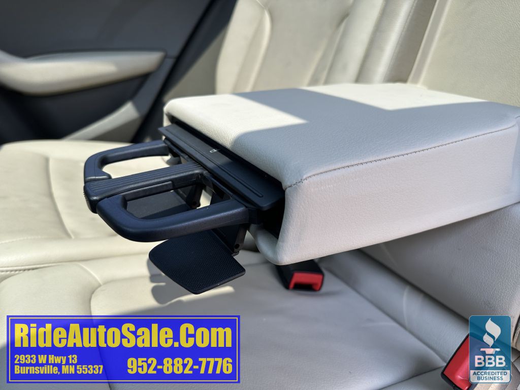 2011 Audi Q5 Image 32