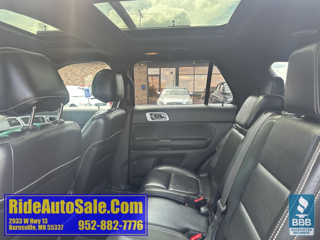 2013 Ford Explorer Image 12