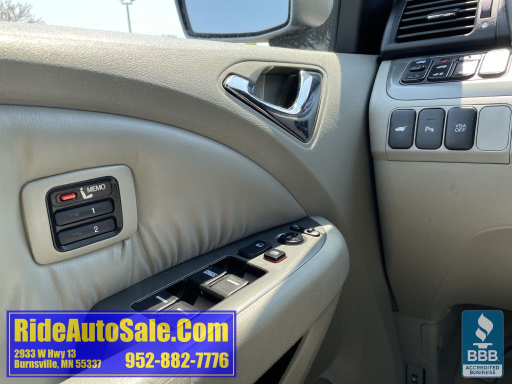 2005 Honda Odyssey Image 35